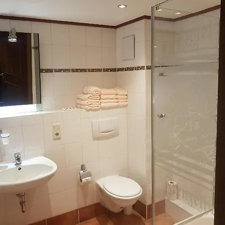 Gotikhotel Frenzelhof Otel