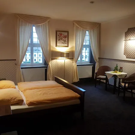 Gotikhotel Frenzelhof 3*