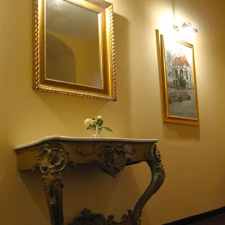 Gotikhotel Frenzelhof מלון 3*