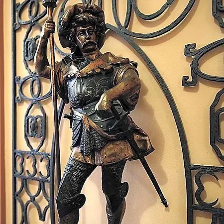 Gotikhotel Frenzelhof מלון Görlitz